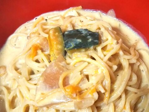 お味噌汁をリメイク！味噌クリームパスタ